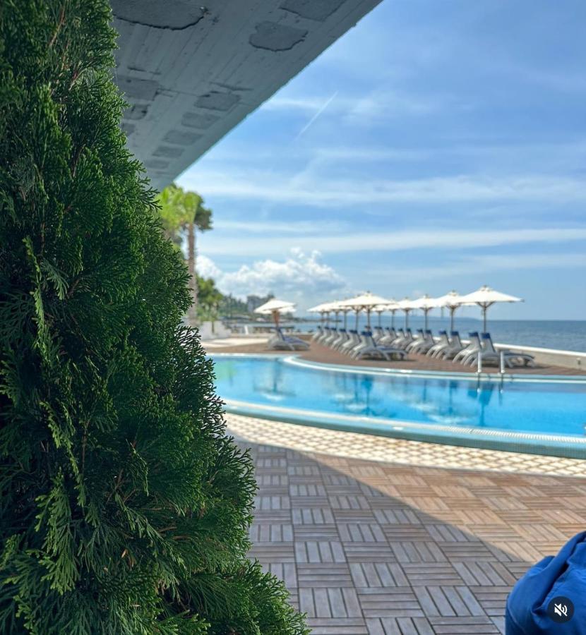 Sea&Sun&Sand Luxury Apartment In Durrës Eksteriør bilde