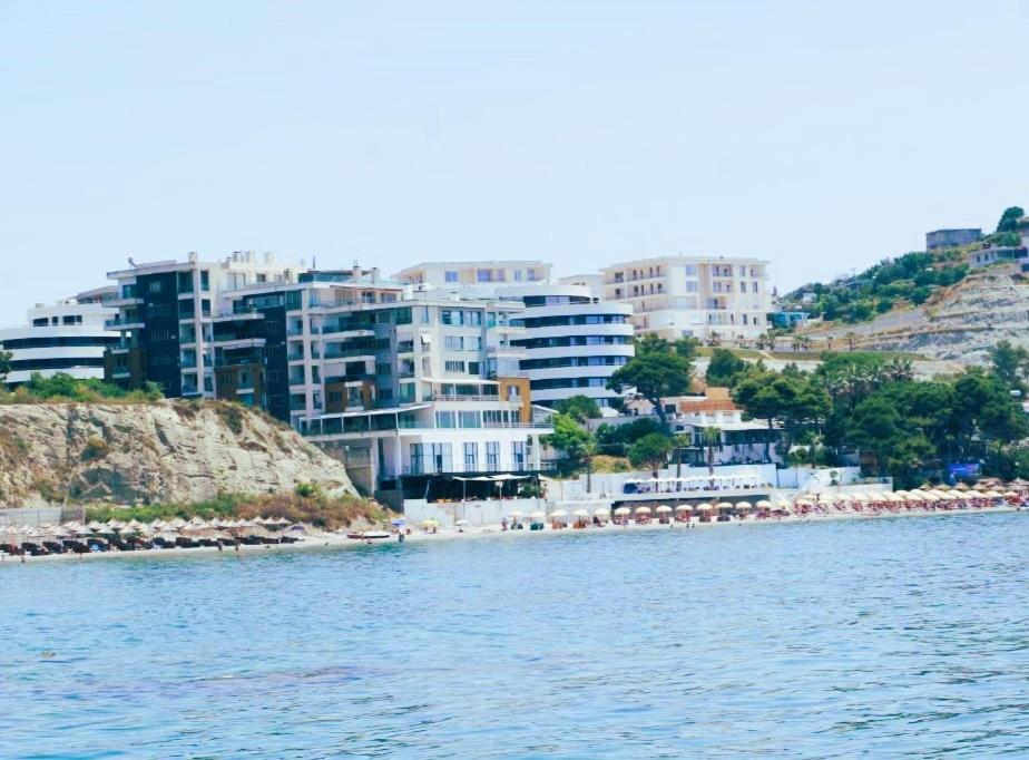 Sea&Sun&Sand Luxury Apartment In Durrës Eksteriør bilde