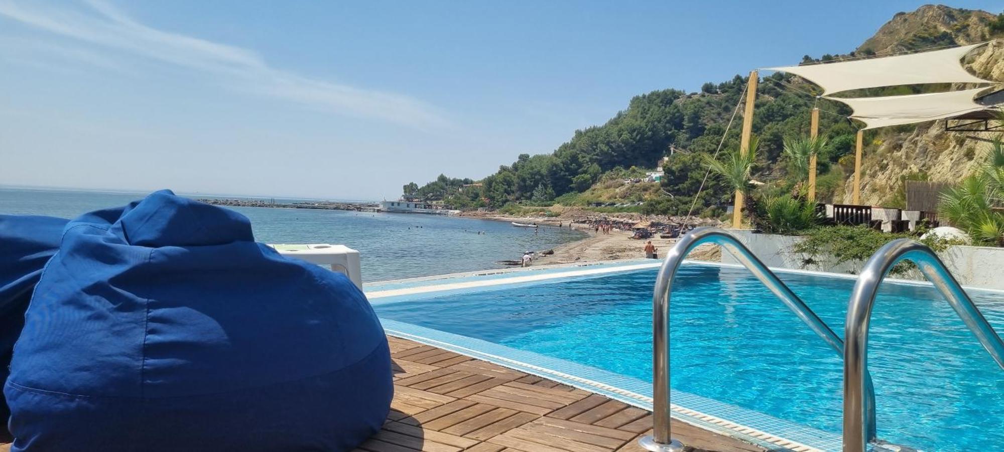 Sea&Sun&Sand Luxury Apartment In Durrës Eksteriør bilde